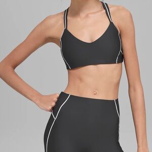 ALO Yoga Contrast Trim Sports Bra - Anthracite and White